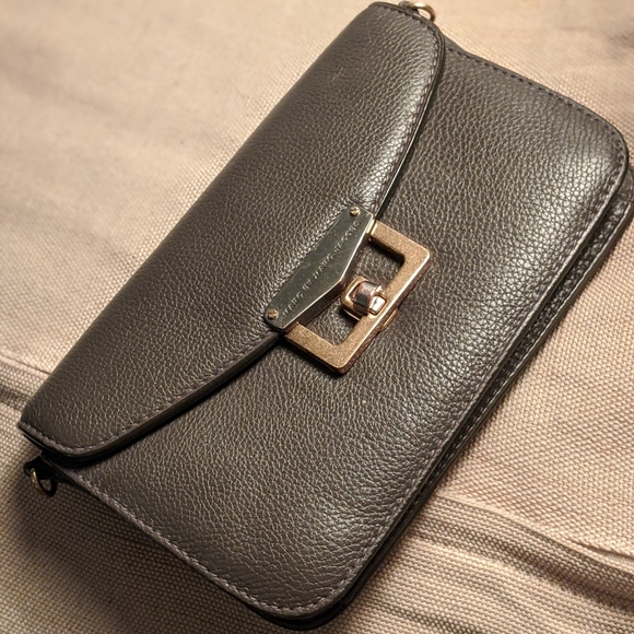 MARC by MARC JACOBS purse - Picture 5 of 5